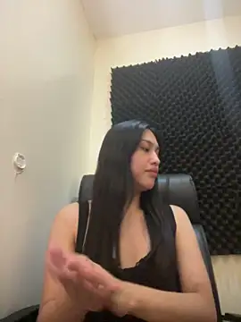 goddess_athena69 Show Webcam