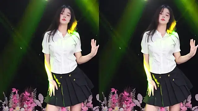 Bgirl-001 Pertunjukan Webcam