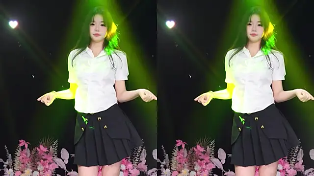 Bgirl-001 Adlı Modelin Web Kamerası Şovu