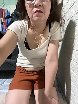 Talaxe_7 Show in webcam
