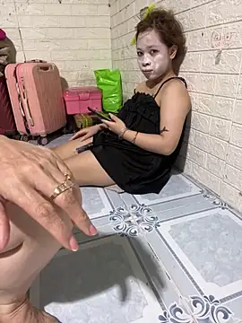 Talaxe_7 Show in webcam