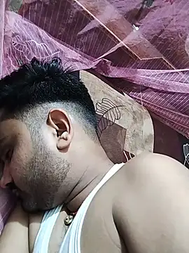 loyalboy_0052 Adlı Modelin Web Kamerası Şovu