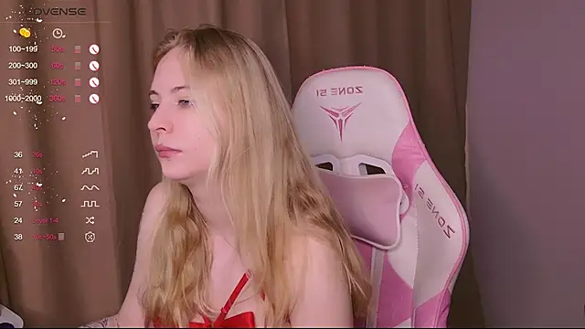 lilMelaniloveis Adlı Modelin Canlı XXX Sohbeti