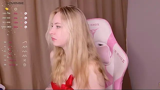 lilMelaniloveis Chat XXX in diretta