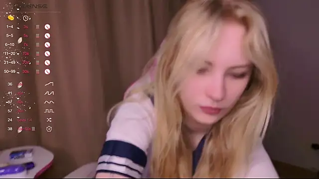 lilMelaniloveis 现场XXX聊天