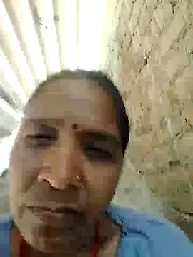 Loomaraj's Webcam Show