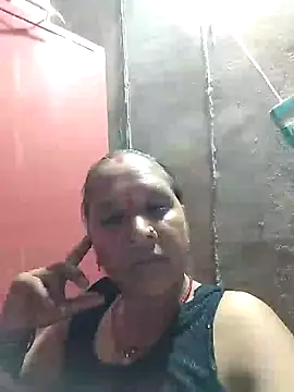 Loomaraj's Webcam Show