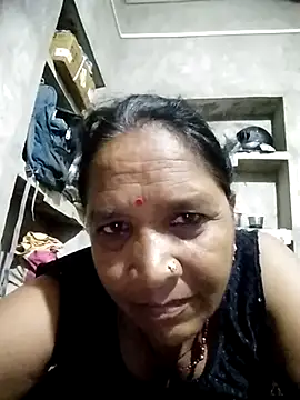 Loomaraj Webcam show