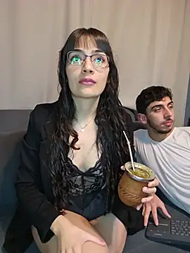 LeoyNicky98 Chat XXX in diretta