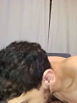 LeoyNicky98's Webcam Show