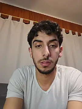 Show de LeoyNicky98 na webcam