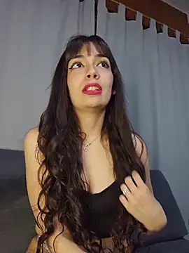 Show modela LeoyNicky98 na web-kameri