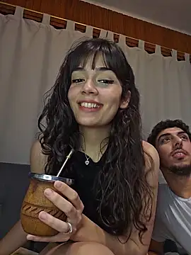 LeoyNicky98's Live XXX Chat