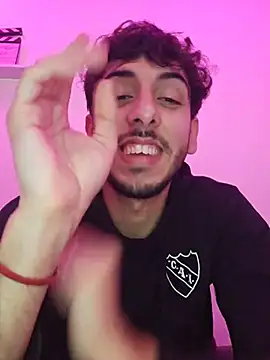 LeoyNicky98 Adlı Modelin Web Kamerası Şovu