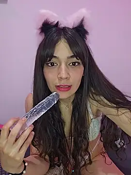 LeoyNicky98 XXX чат на живо