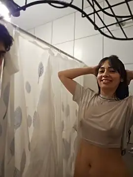 LeoyNicky98 Adlı Modelin Canlı XXX Sohbeti