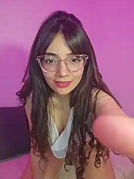 Pokazy przed kamerką – LeoyNicky98