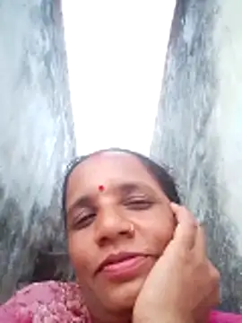 Show modela Anitarakkoli na web-kameri