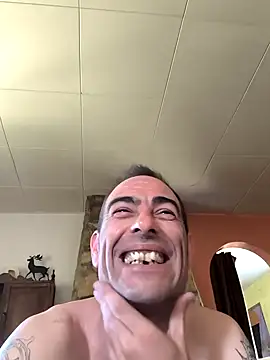 Erchipi webkamerás műsora