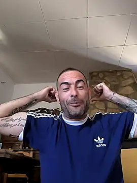 Erchipi Webcam show