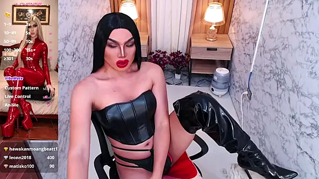 Victorias_DomWorld webcam show