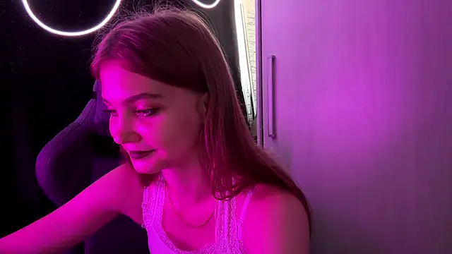 Chat +18 de Babysmall_girl ao vivo