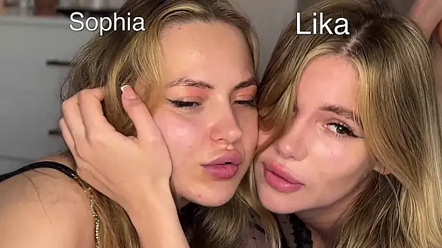 Pertunjukan Kamera Web PinkNoir