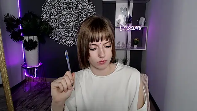 EchoScribe Adlı Modelin Canlı Sohbet Odası