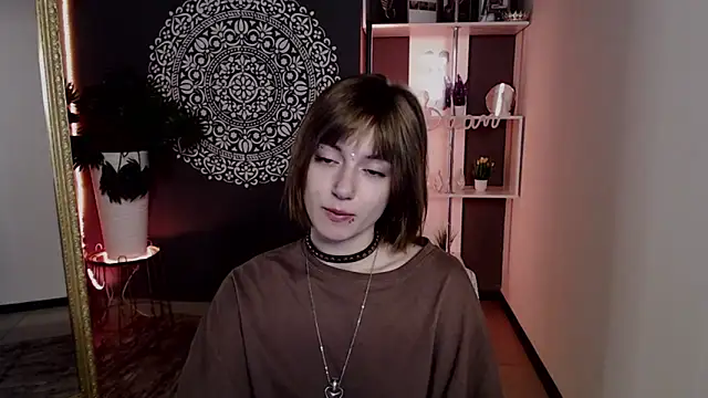 EchoScribe Adlı Modelin Canlı XXX Sohbeti