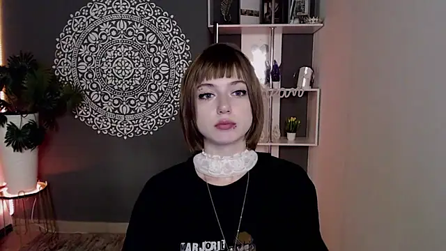 EchoScribe Adlı Modelin Canlı XXX Sohbeti