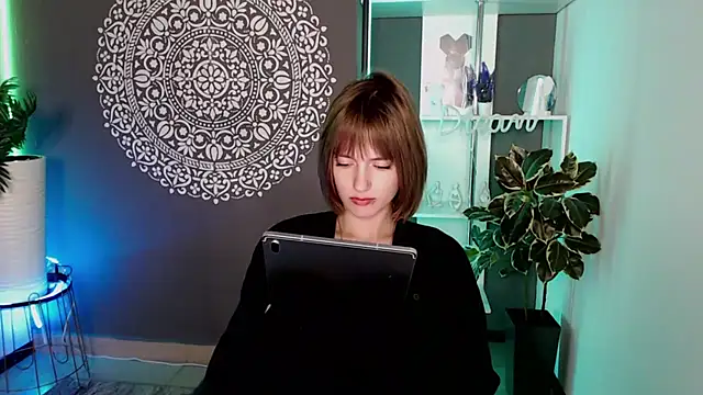 XXX chat uživo modela EchoScribe
