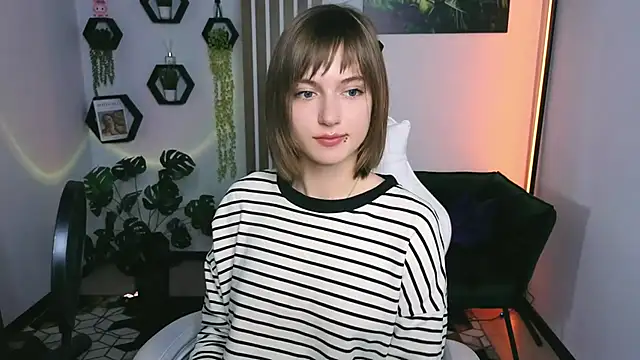 XXX chat uživo modela EchoScribe