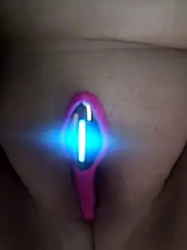 AkuManis Webcamshow