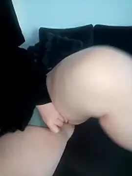 AkuManis – webcam-show