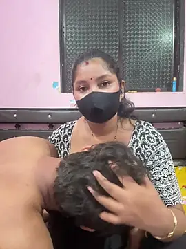 sexy_nisu Adlı Modelin Canlı XXX Sohbeti