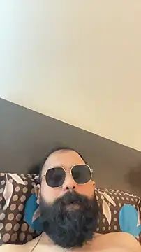 VelvetBubble Show in webcam