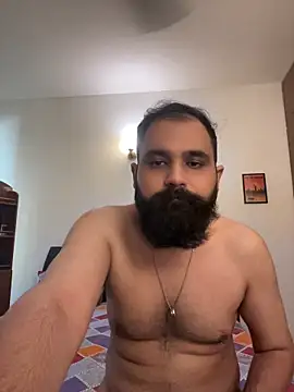 Show modela ThatBeardDude na web-kameri