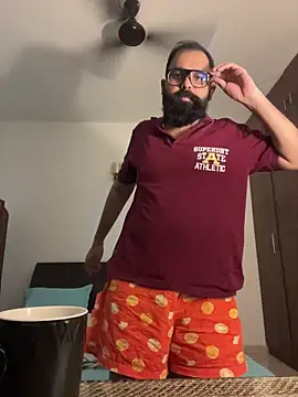 ThatBeardDude: διαδικτυακό σόου στην κάμερα