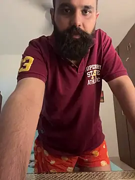 Pokazy przed kamerką – ThatBeardDude