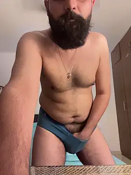 ThatBeardDude Show in webcam