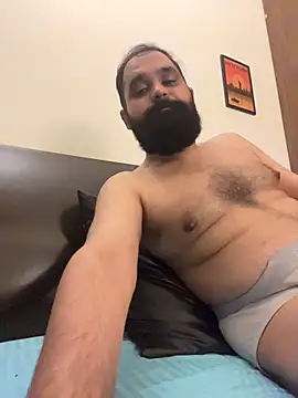 Show modela ThatBeardDude na web-kameri
