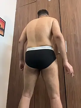 הופעת וובקאם של ThatBeardDude