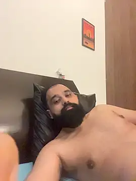 ThatBeardDude Show in webcam