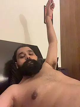 ThatBeardDude Show in webcam