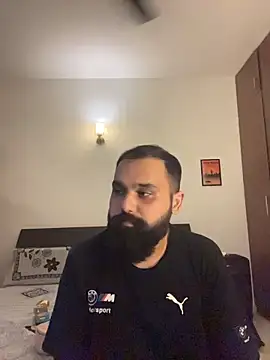ThatBeardDude's Live XXX Chat