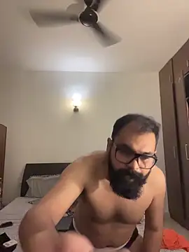 Pokazy przed kamerką – ThatBeardDude