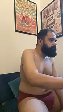 Show modela ThatBeardDude na web-kameri