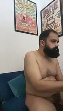 Show modela ThatBeardDude na web-kameri