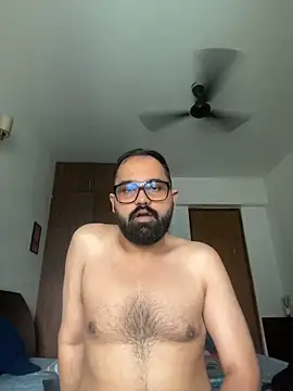 Pertunjukan Kamera Web ThatBeardDude