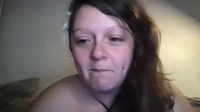 FlirtyFrayaXX's Live XXX Chat